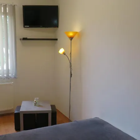Apartment Repose *